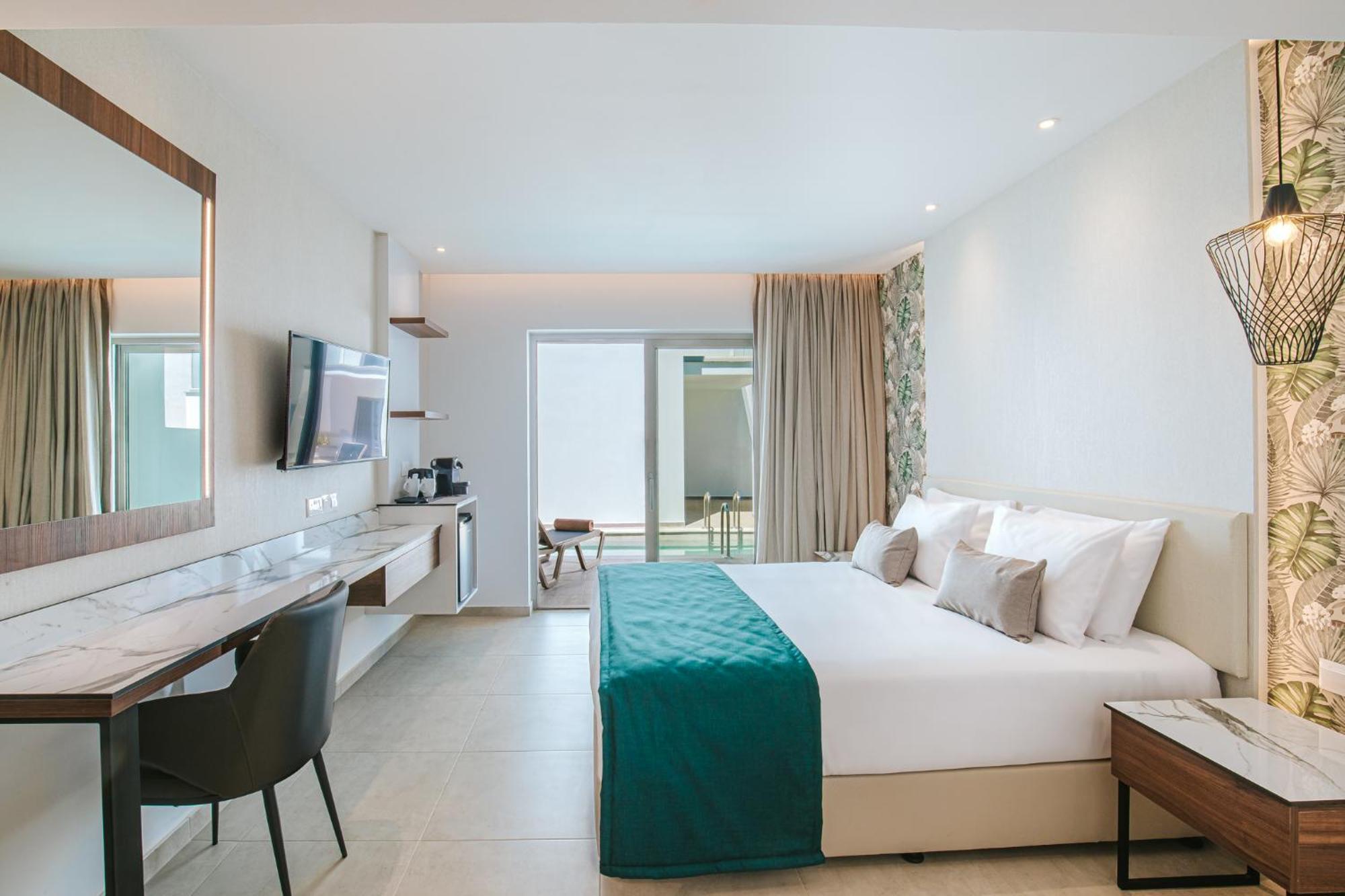 Atlantica Sungarden Park Hotel Ayia Napa Exterior photo